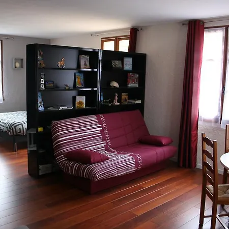 Andraud 홈스테이 Issendolus